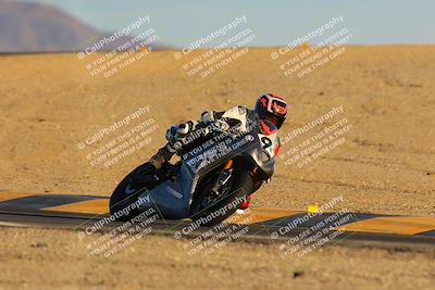 media/Dec-16-2023-CVMA (Sat) [[bb38a358a2]]/Race 13 Amateur Supersport Middleweight/